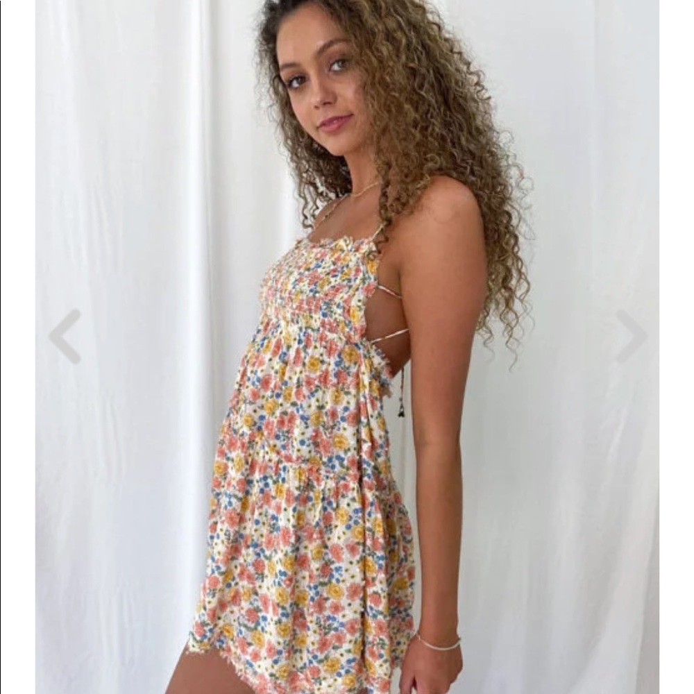 ISABELLES CABINET FLOWER DRESS💗💗💗